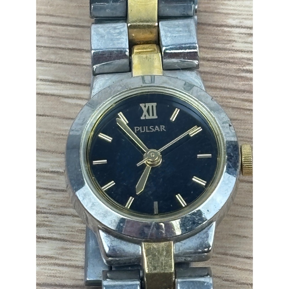 Pulsar Women's Two Tone Black Dial V811-X025 Vtg Ladies‎ Dress Watch UNTESTED